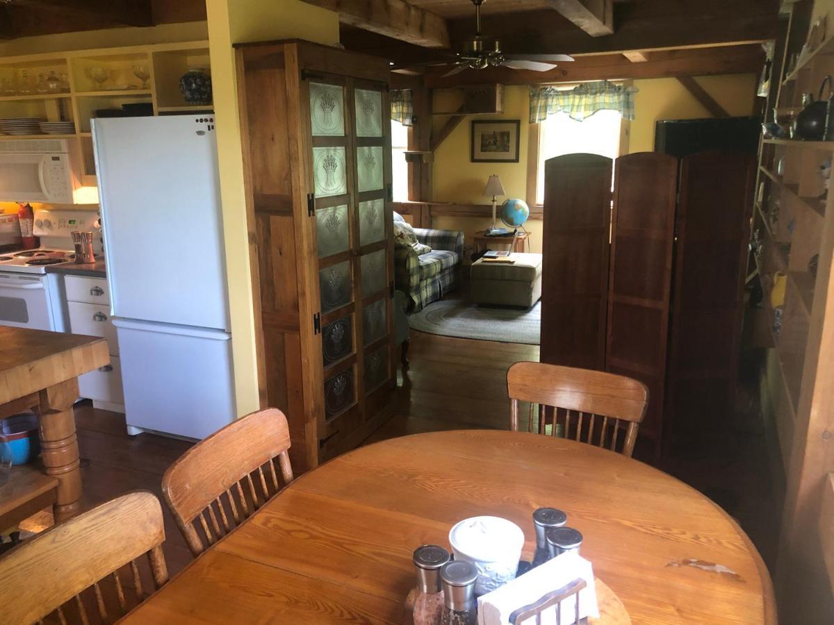 Yellow Barn Estate Freeville 外观 照片